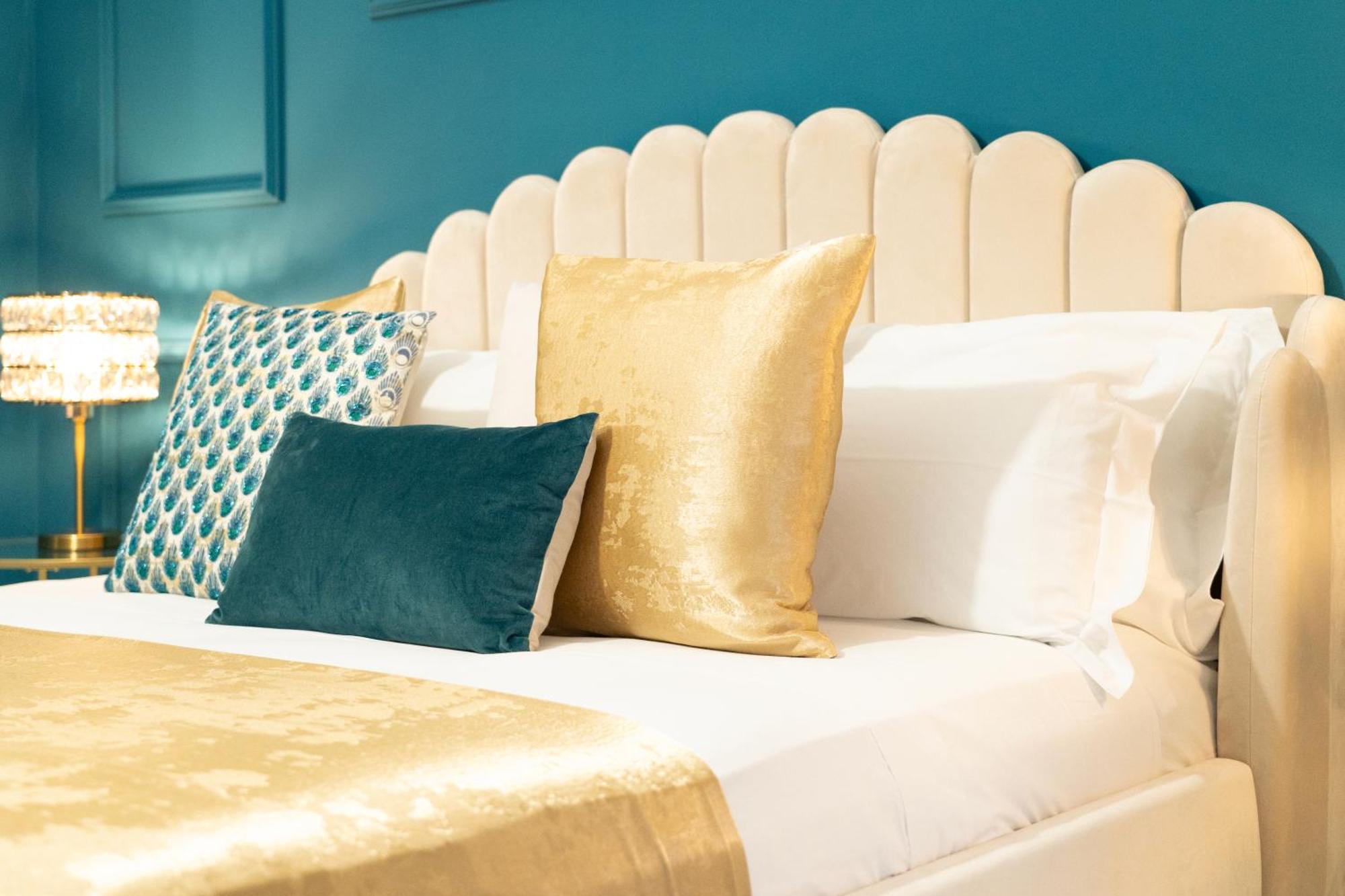 Johnny'S Suites Taormina Beach Bay מראה חיצוני תמונה