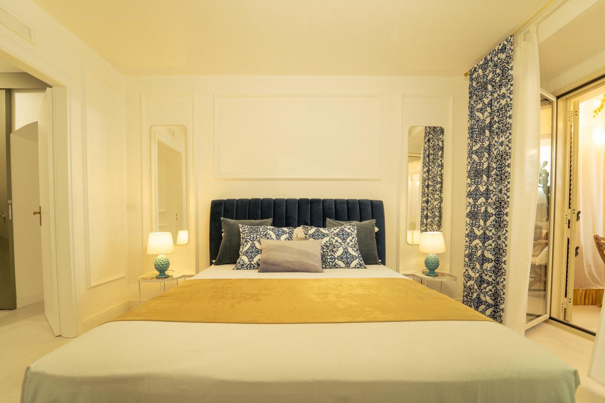 Johnny'S Suites Taormina Beach Bay מראה חיצוני תמונה