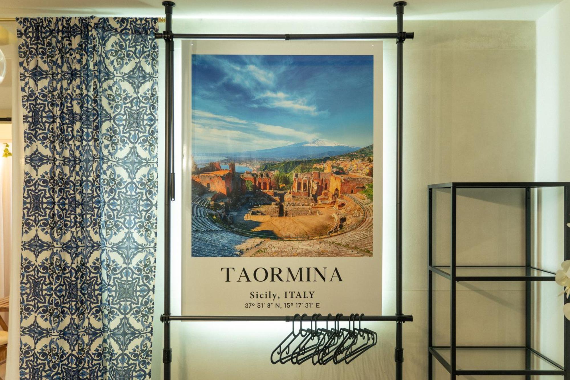 Johnny'S Suites Taormina Beach Bay מראה חיצוני תמונה